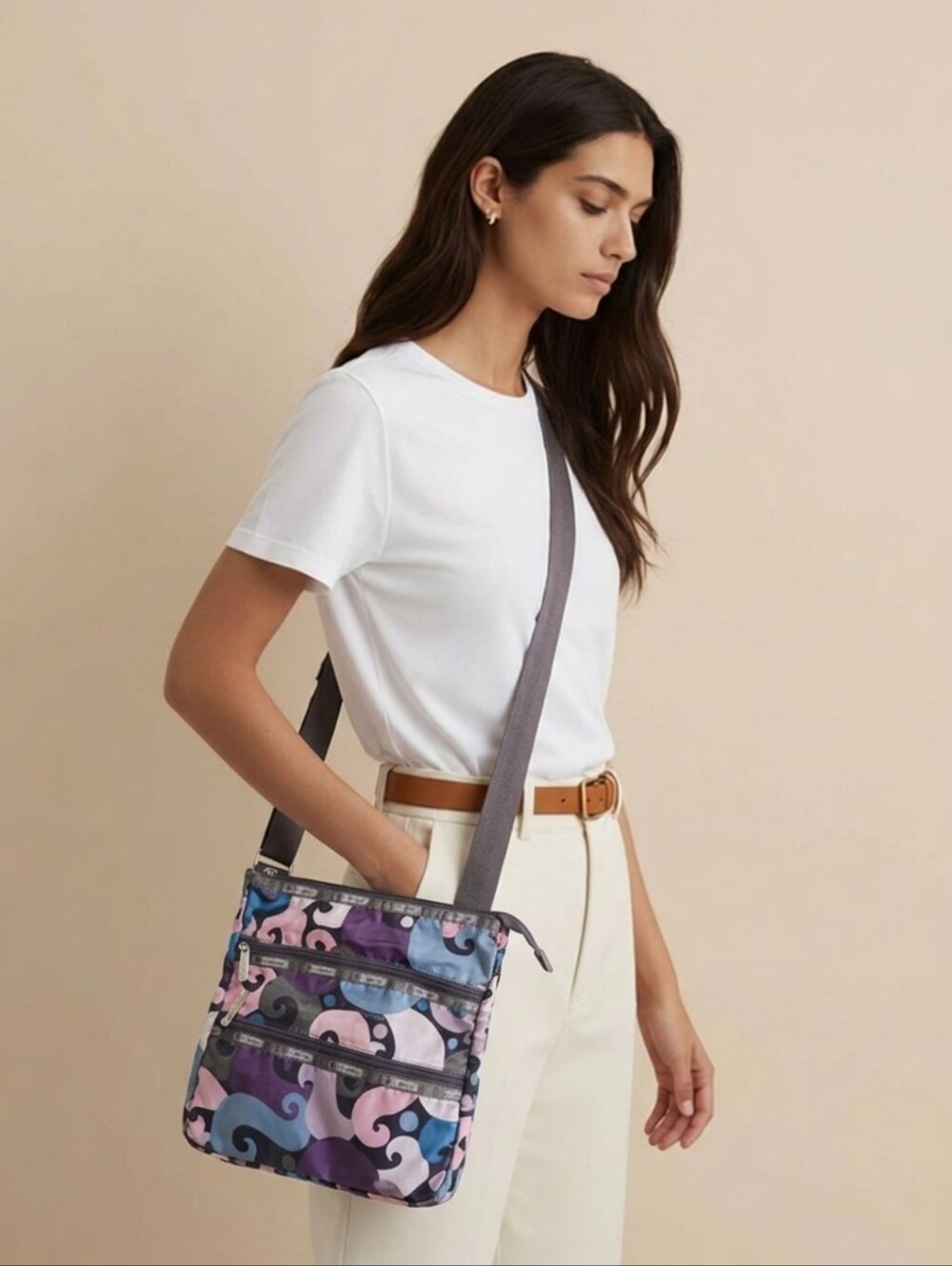 L.E.Sportsac purple multi-coloured crossbody bag with multiple pockets